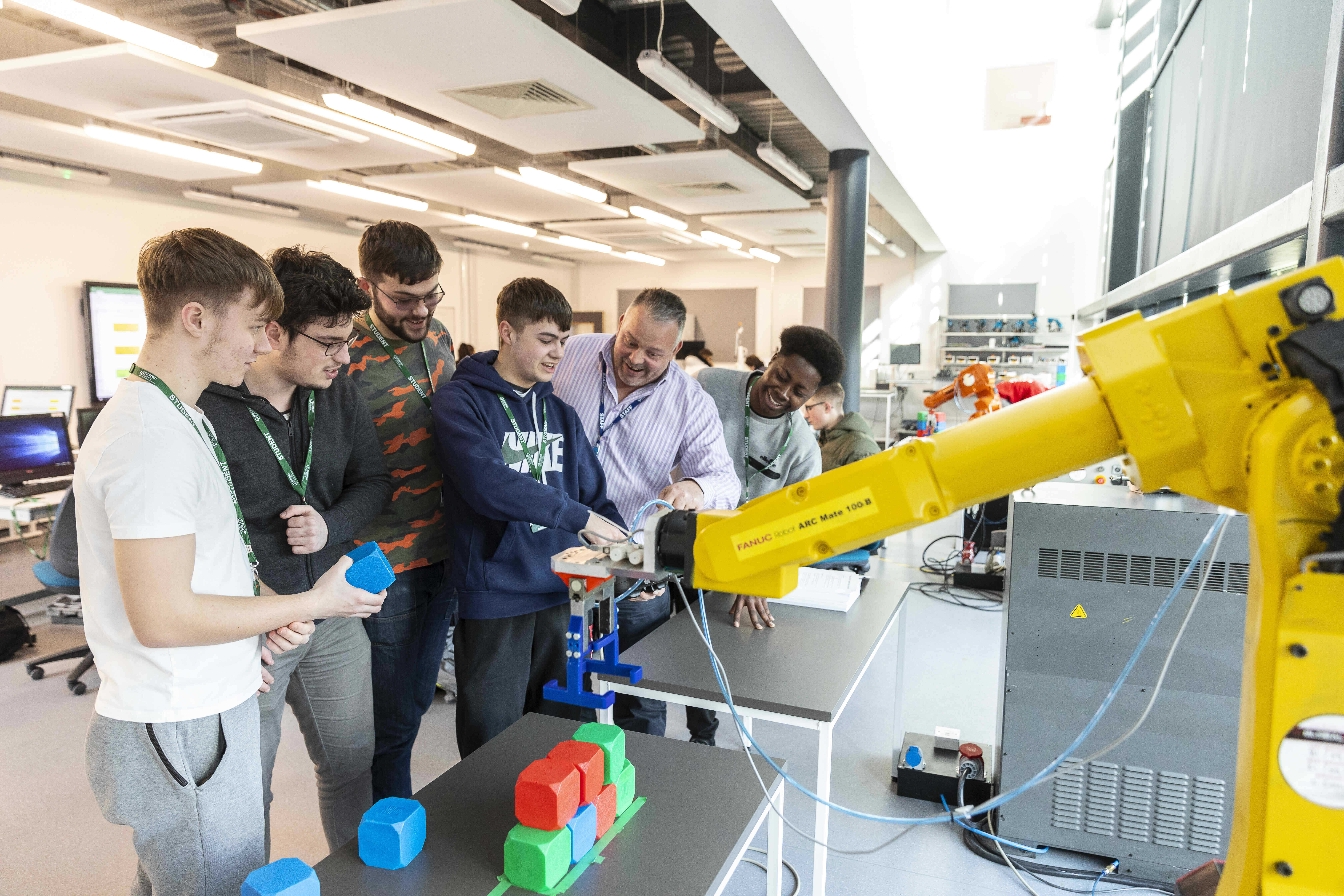 Engineering The Bedford College Group Further and Higher Education