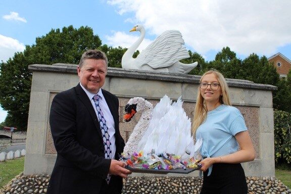 Swan song for littering PR Story